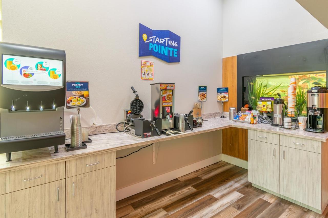 Clarion Pointe Galveston Seawall Экстерьер фото