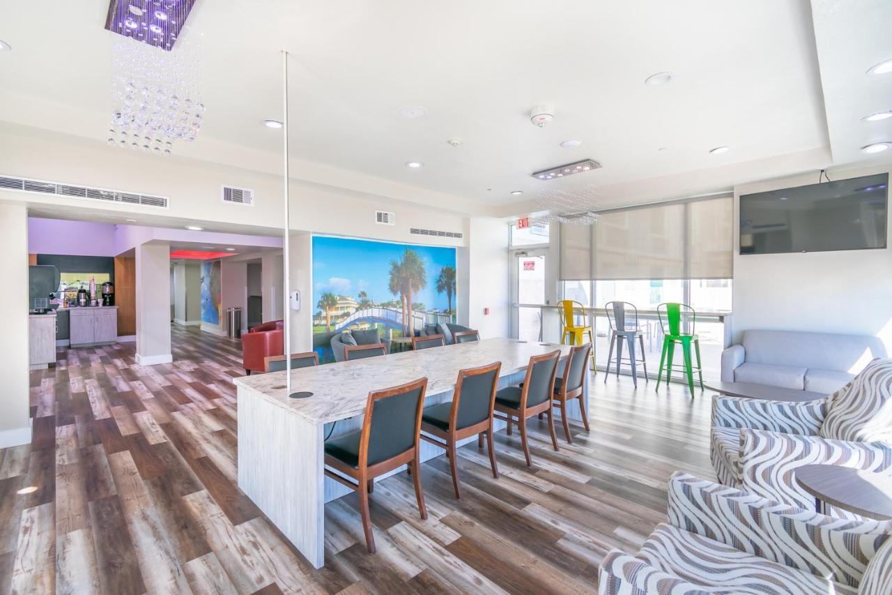 Clarion Pointe Galveston Seawall Экстерьер фото